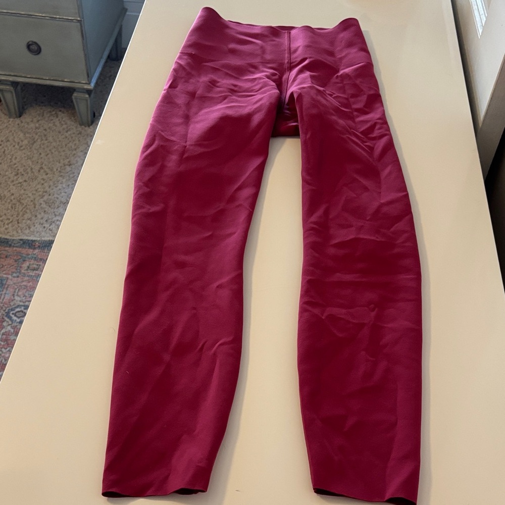LuluLemon no seam leggings